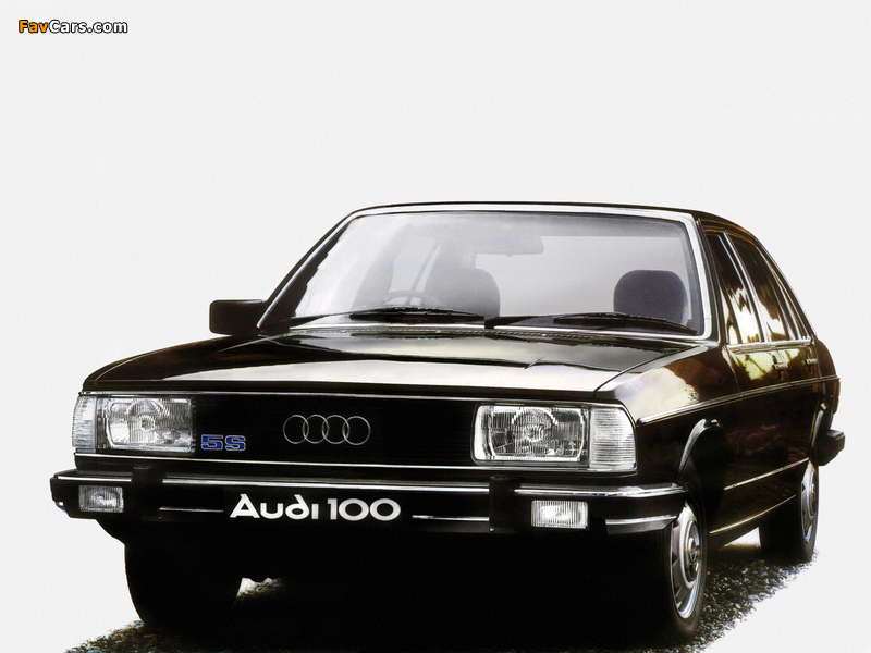 Audi 100 5S UK-spec C2 (1980–1982) photos (800 x 600)