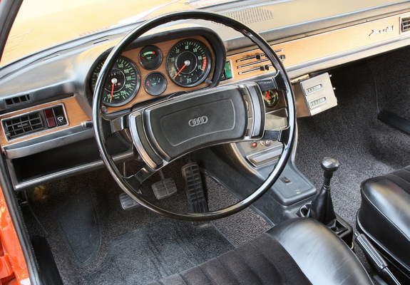 Images of Audi 100 Coupe S C1 (1970–1976)