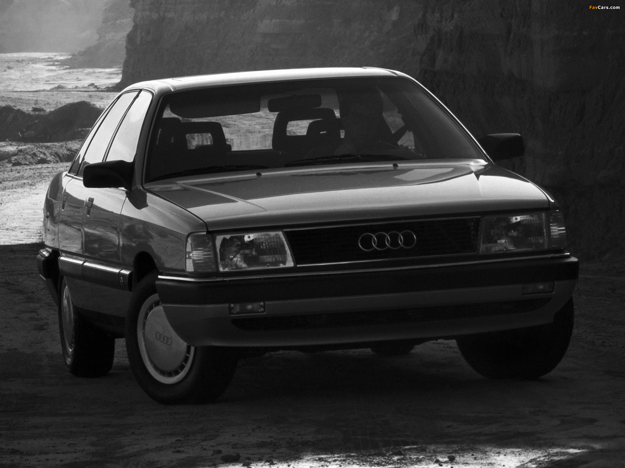 Images of Audi 100 US-spec C3 (1988–1990) (2048 x 1536)