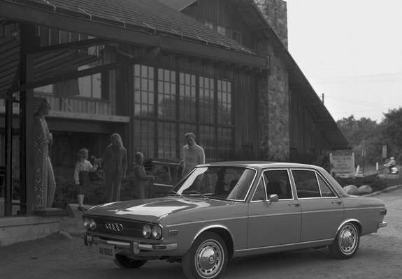 Photos of Audi 100 LS US-spec C1 (1968–1973)