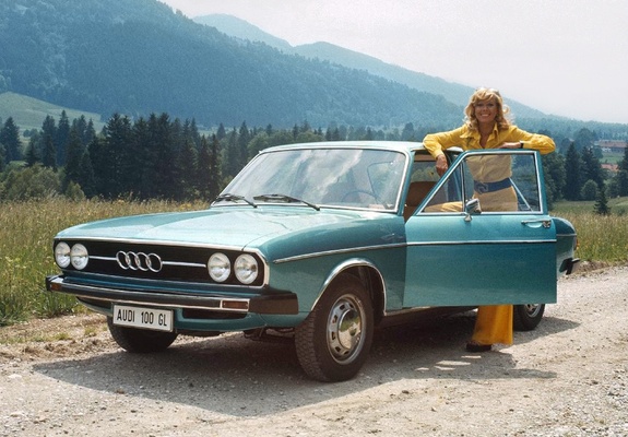 Photos of Audi 100 C1 (1973–1976)