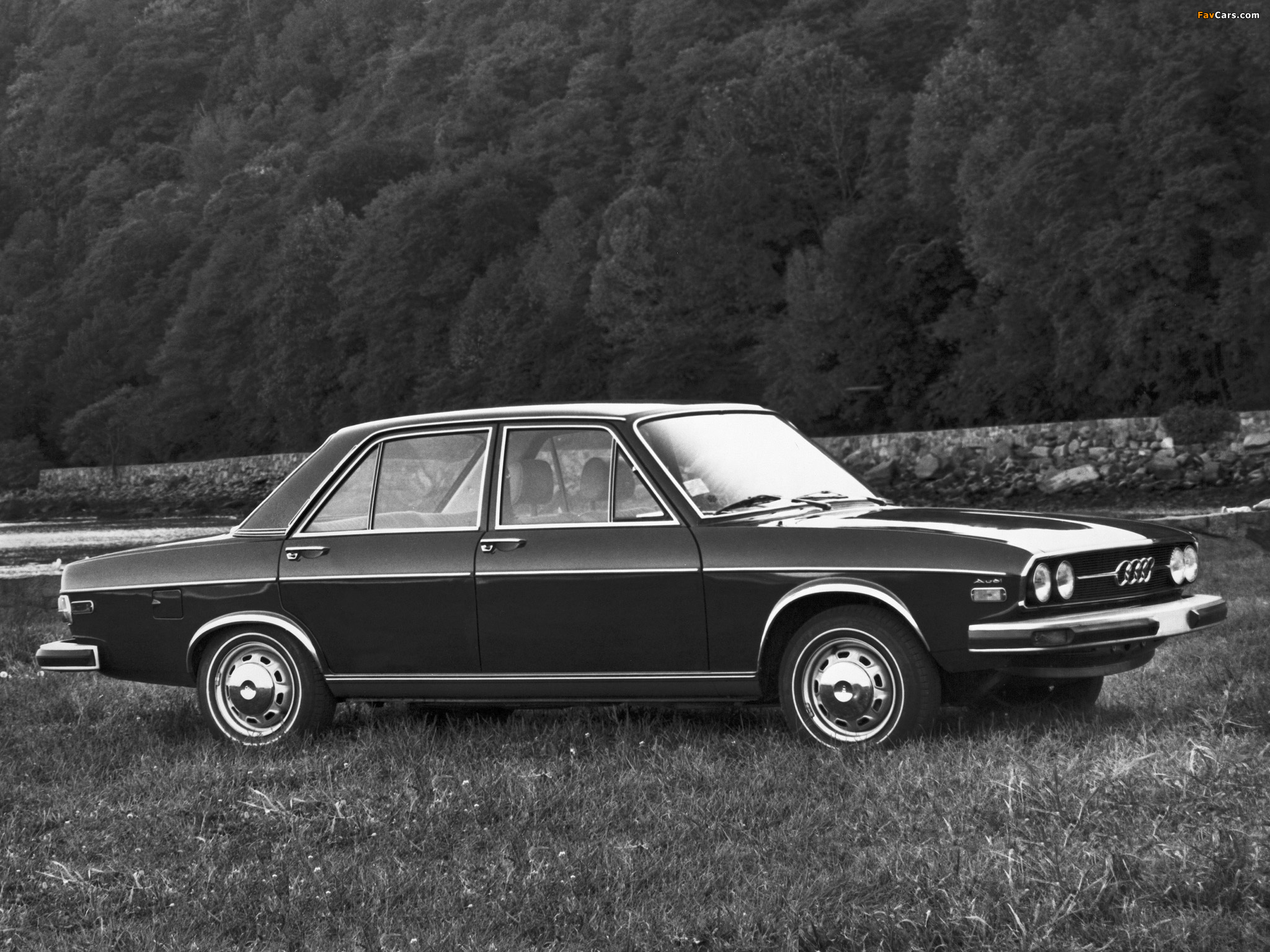 Photos of Audi 100 LS US-spec C1 (1973–1976) (2048 x 1536)