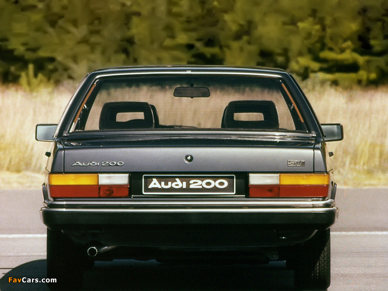 Audi 200 5T 43 (1979–1982) photos (800 x 600)
