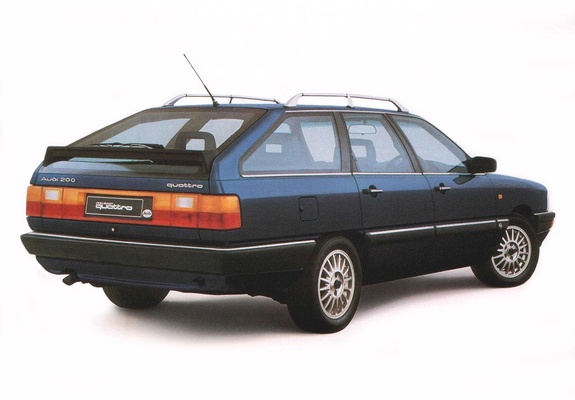 Audi 200 Avant quattro 44,44Q (1983–1987) photos