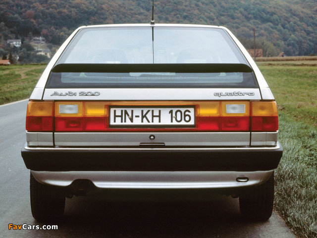 Audi 200 Avant quattro 44,44Q (1983–1987) wallpapers (640 x 480)