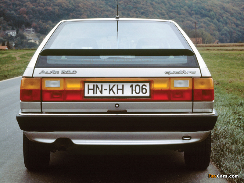 Audi 200 Avant quattro 44,44Q (1983–1987) wallpapers (800 x 600)