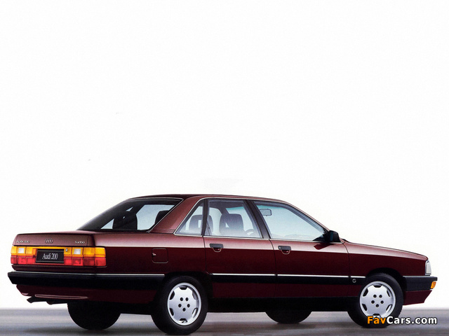 Audi 200 Turbo 44,44Q (1988–1991) photos (640 x 480)