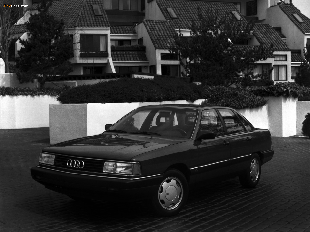 Photos of Audi 5000CS quattro 44,44Q (1986–1988) (1280 x 960)