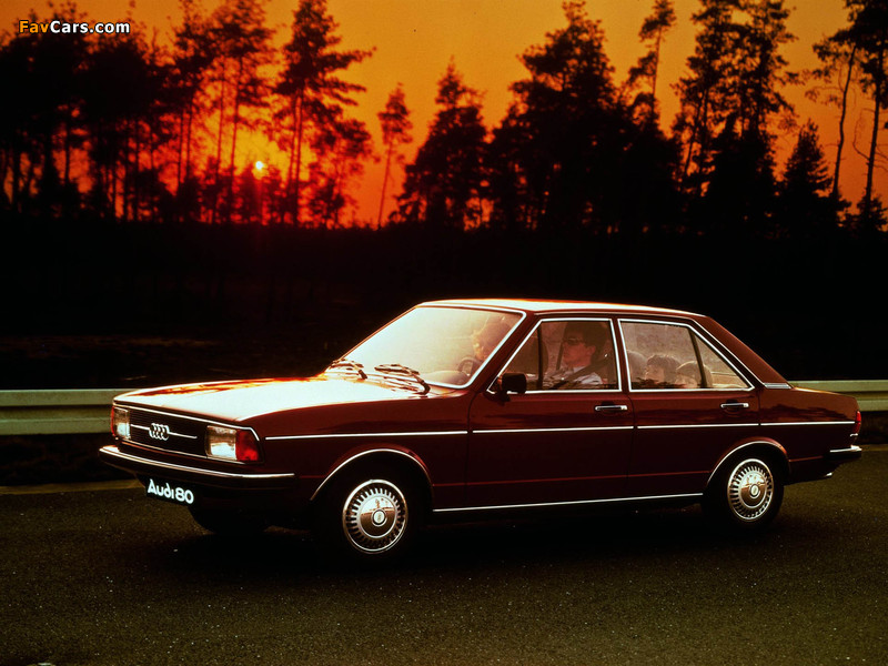 Audi 80 4-door B1 (1976–1978) photos (800 x 600)