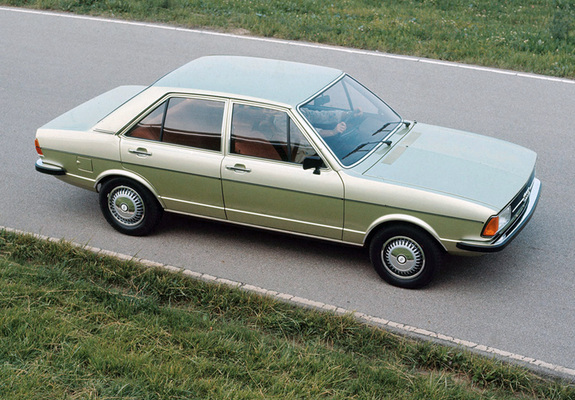 Photos of Audi 80 4-door B1 (1976–1978)
