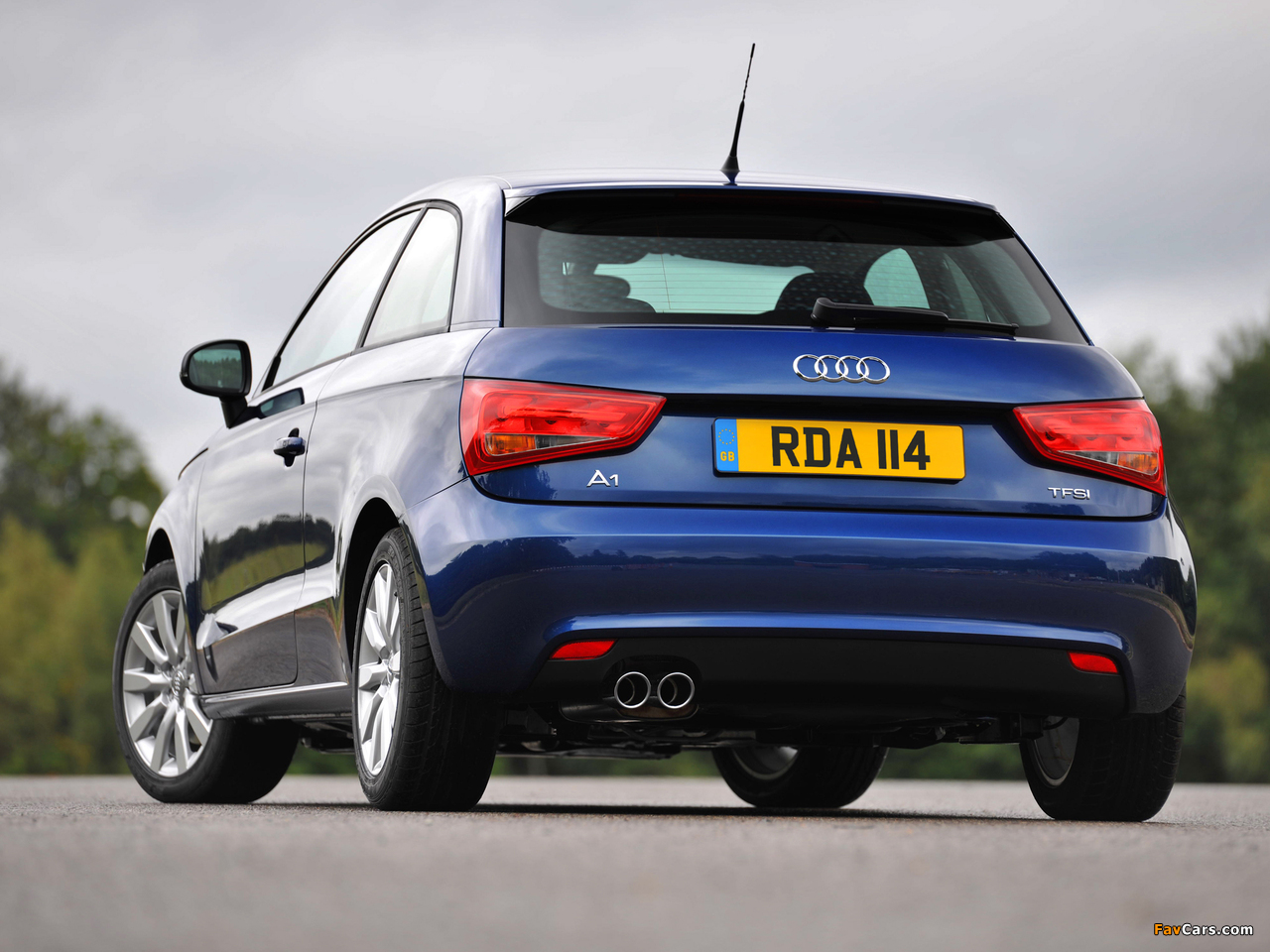 Audi A1 TFSI UK-spec 8X (2010) photos (1280 x 960)