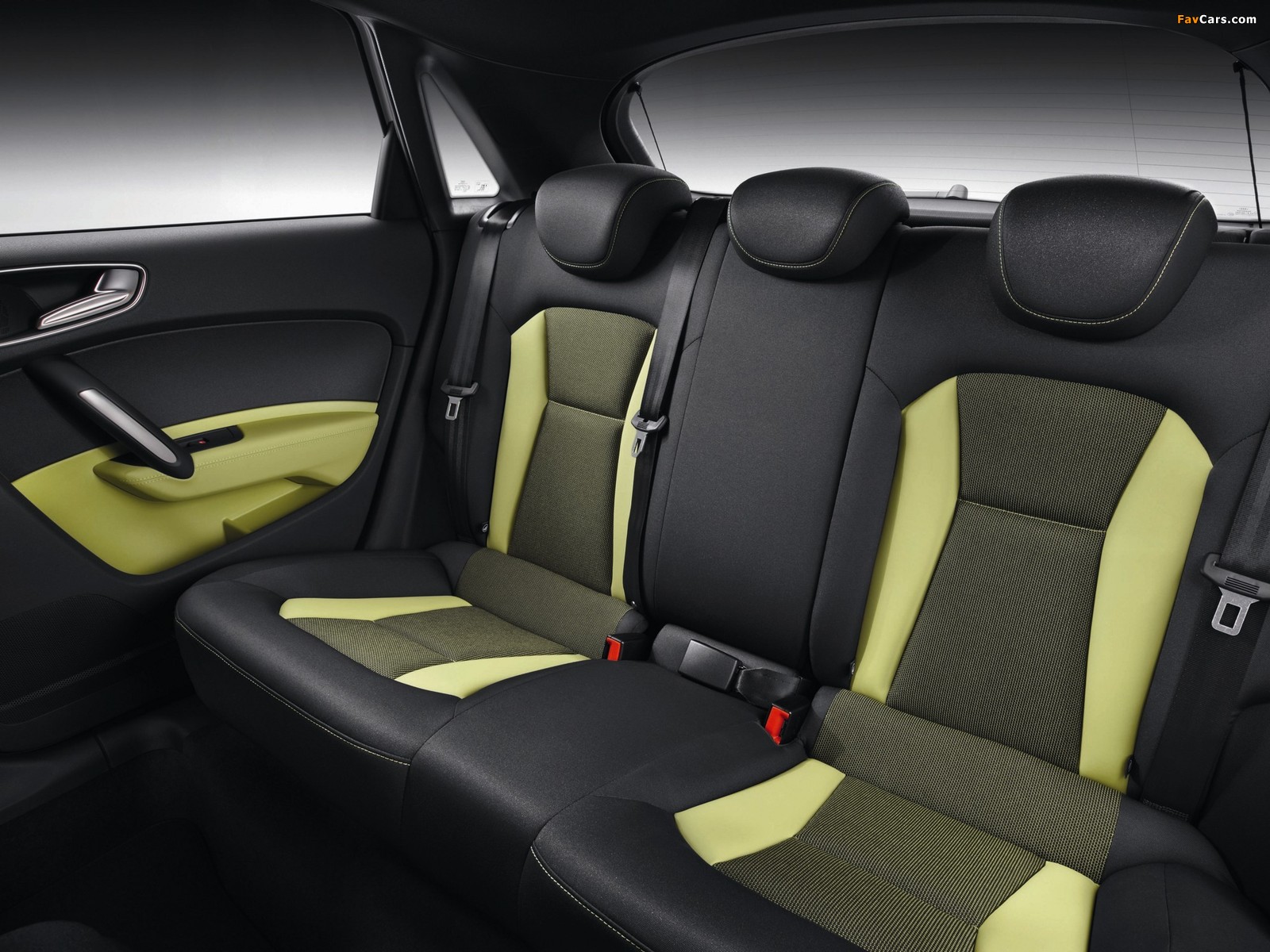 Audi A1 Sportback TDI 8X (2012) images (1600 x 1200)