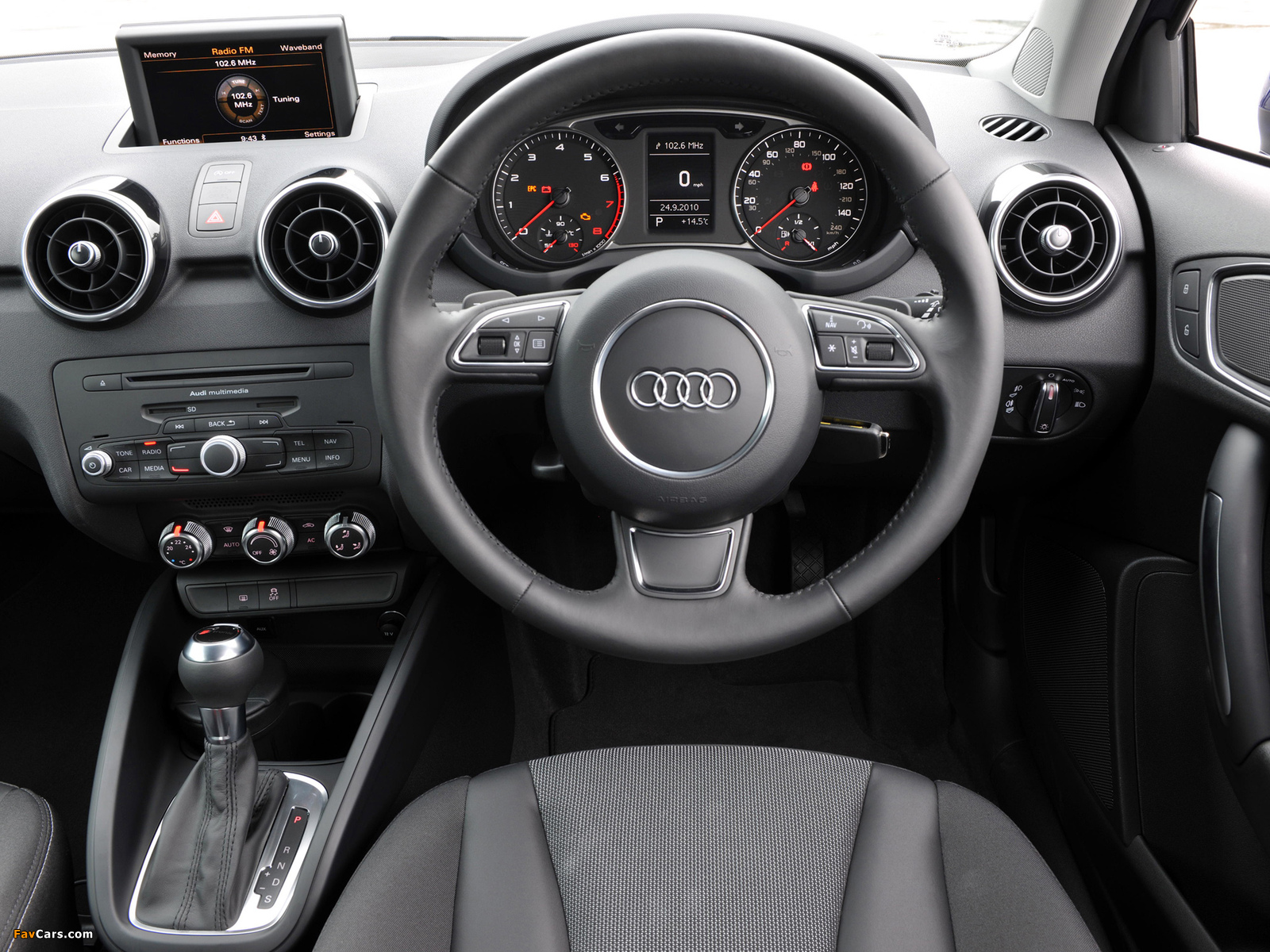 Images of Audi A1 TFSI UK-spec 8X (2010) (1600 x 1200)