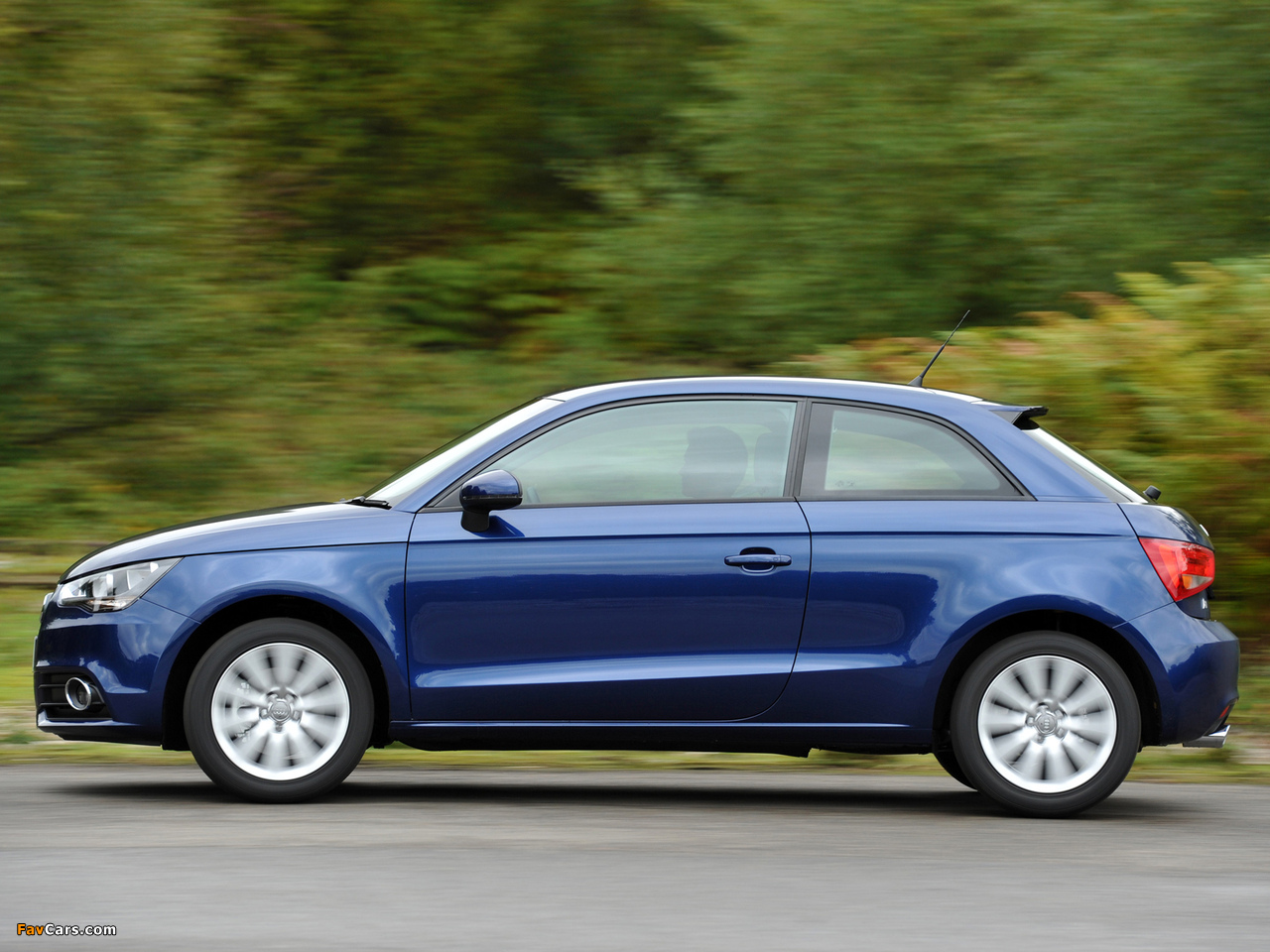 Photos of Audi A1 TFSI UK-spec 8X (2010) (1280 x 960)