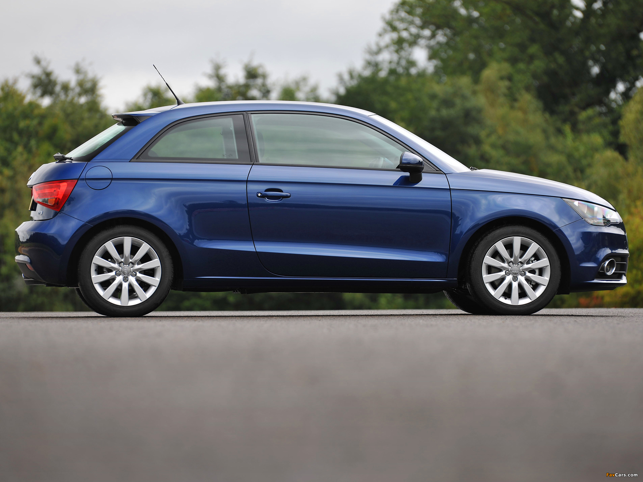 Photos of Audi A1 TFSI UK-spec 8X (2010) (2048 x 1536)