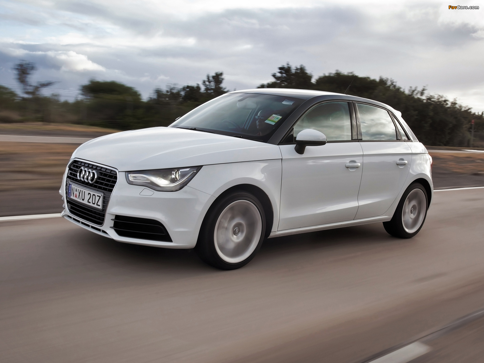 Photos of Audi A1 Sportback TFSI AU-spec 8X (2012) (1600 x 1200)