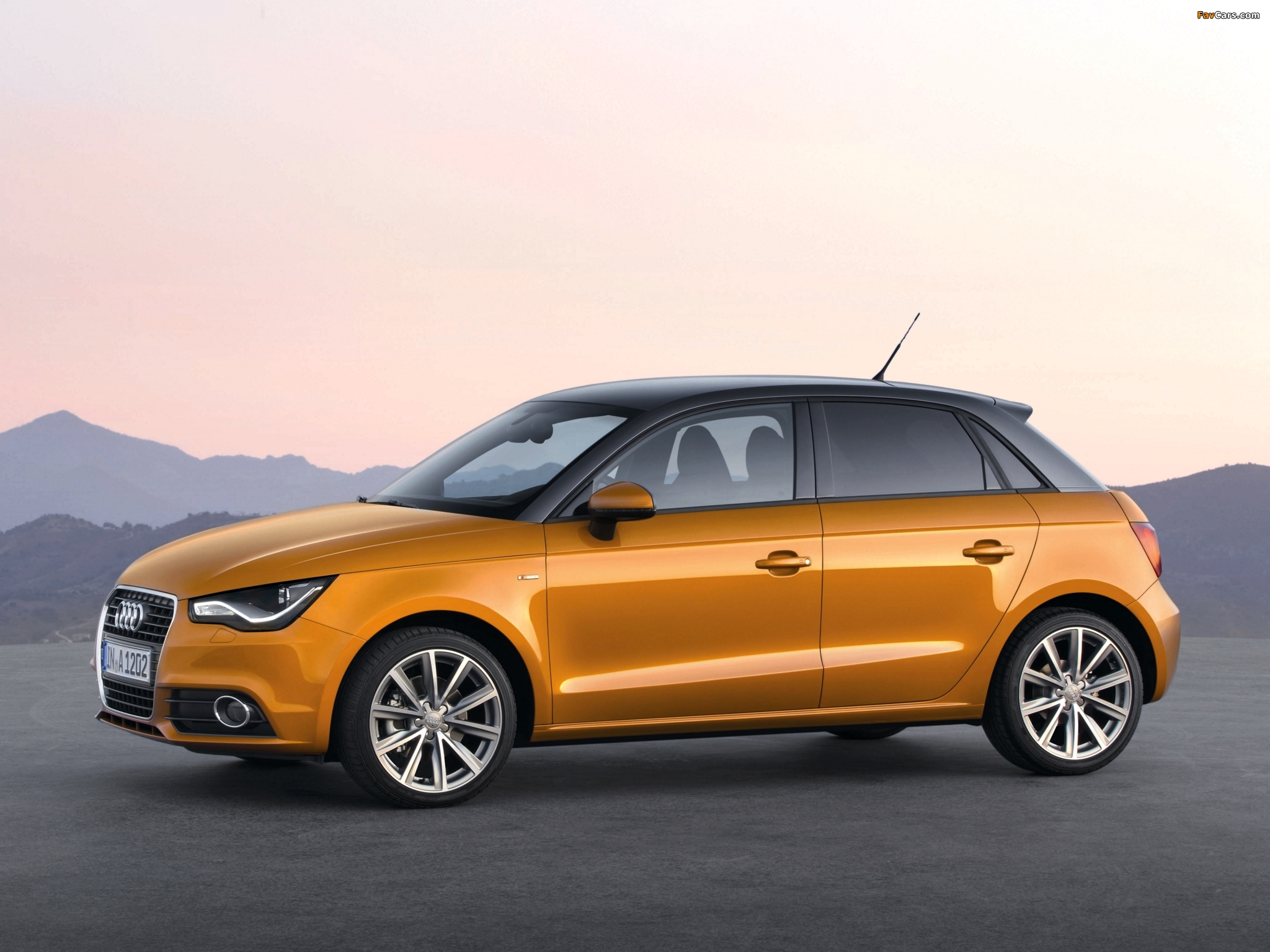 Photos of Audi A1 Sportback TFSI S-Line 8X (2012) (2048 x 1536)