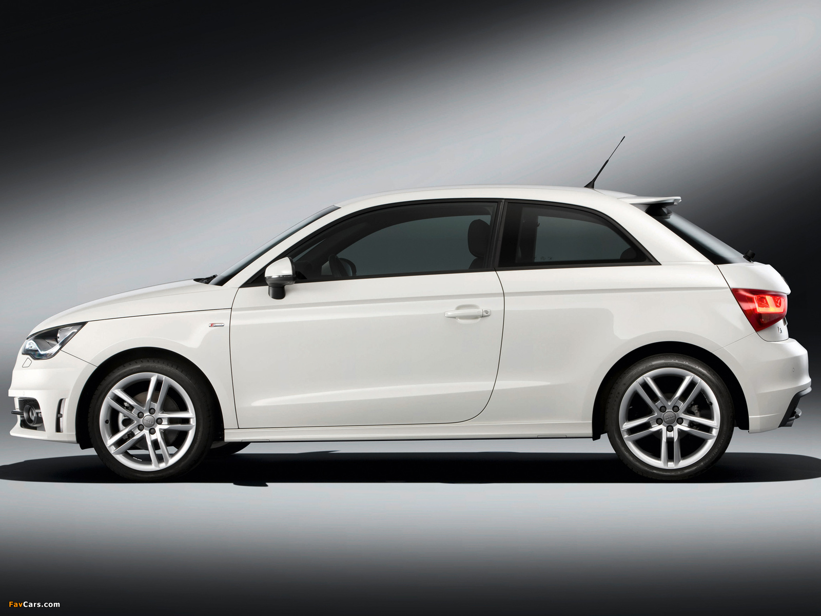 Pictures of Audi A1 TFSI S-Line 8X (2010) (1600 x 1200)