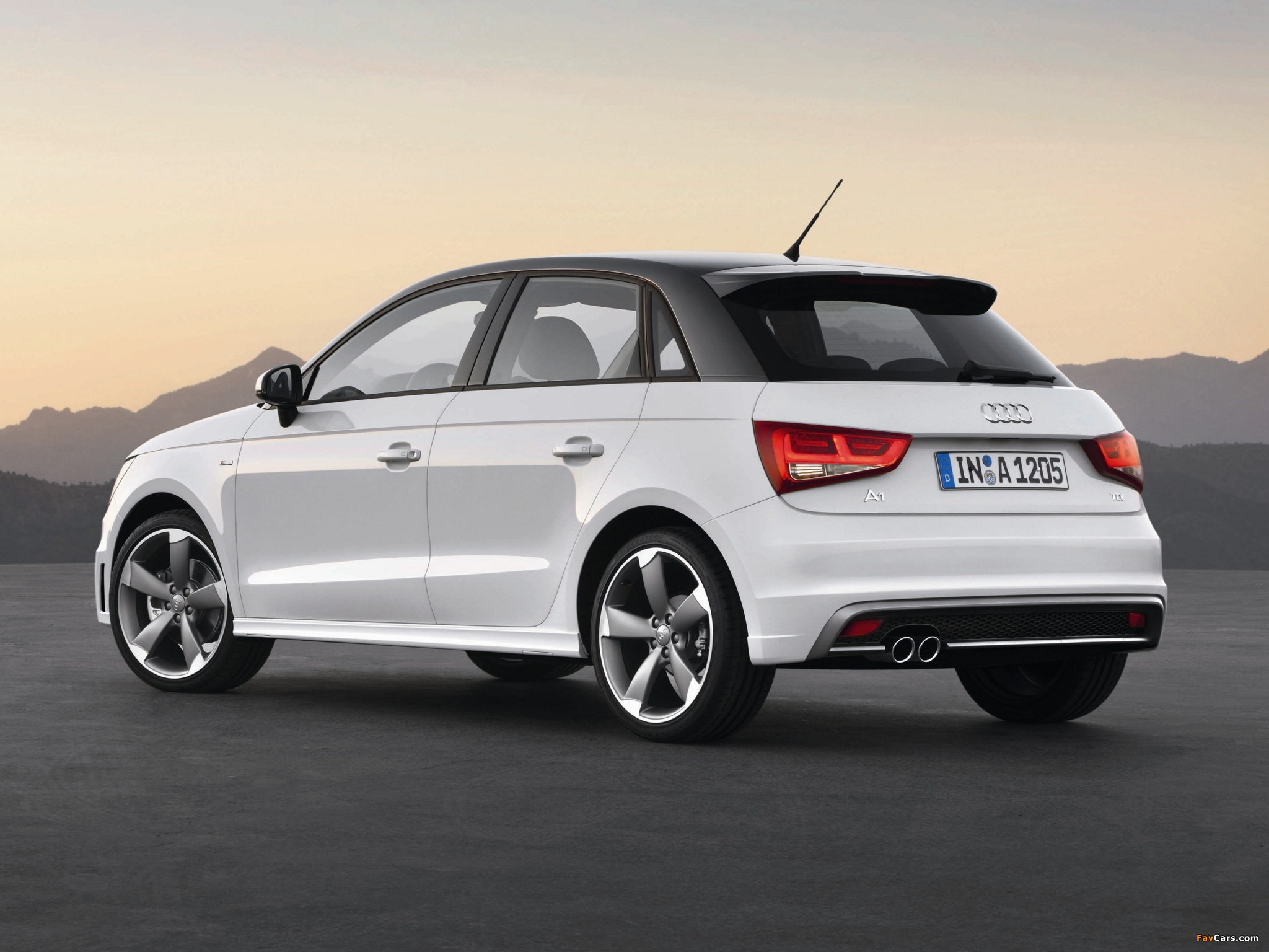 Audi A1 Sportback TDI S-Line 8X (2012) wallpapers (2048 x 1536)