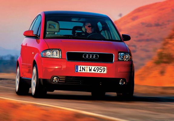 Audi A2 1.6 FSI (2004–2005) pictures