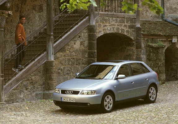 Audi A3 Sportback 8L (1999–2000) pictures