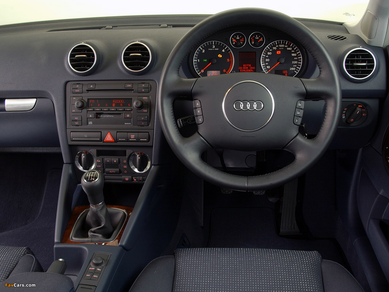 Audi A3 2.0 TDI ZA-spec 8P (2003–2005) images (1280 x 960)