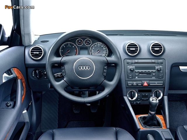 Audi A3 2.0 TDI 8P (2003–2005) pictures (640 x 480)