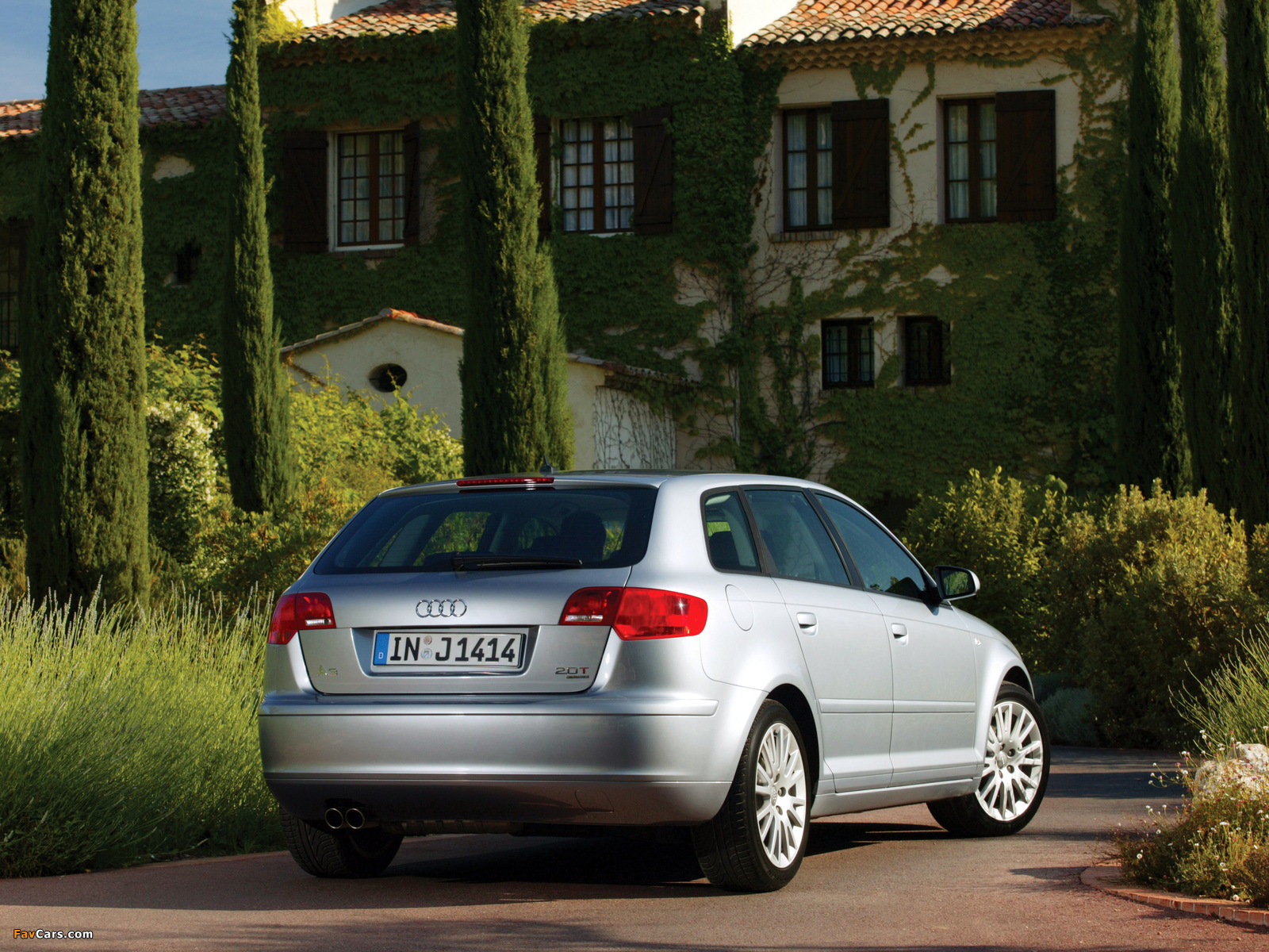 Audi A3 Sportback 2.0T (8PA) 2004–08 images (1600 x 1200)