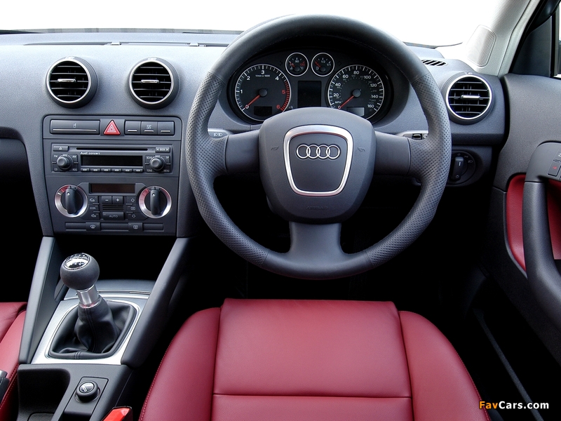 Audi A3 Sportback 2.0 TDI UK-spec 8PA (2005–2008) pictures (800 x 600)