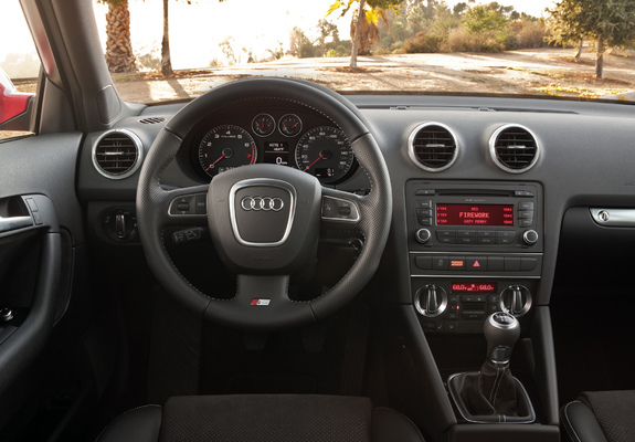 Audi A3 Sportback 2.0T S-Line US-spec 8PA (2008–2010) pictures