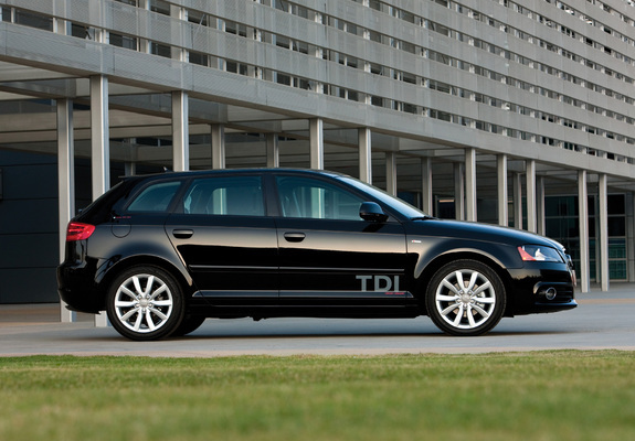 Audi A3 Sportback TDI Clean Diesel 8PA (2009–2010) pictures