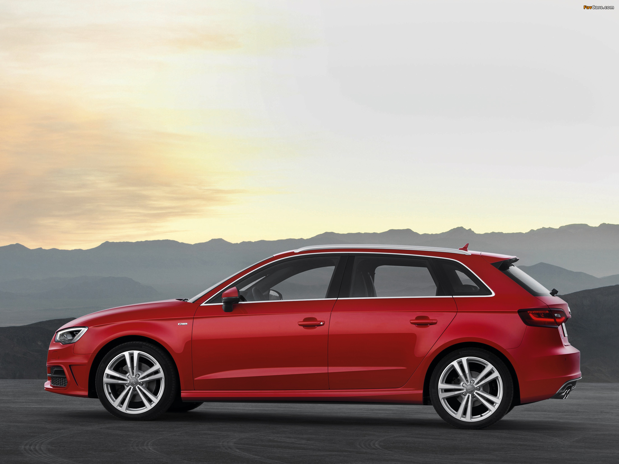 Audi A3 Sportback 2.0T S-Line quattro 8V (2012) pictures (2048 x 1536)