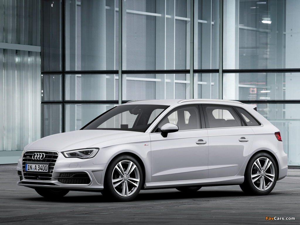 Audi A3 Sportback 2.0T S-Line quattro 8V (2012) pictures (1024 x 768)