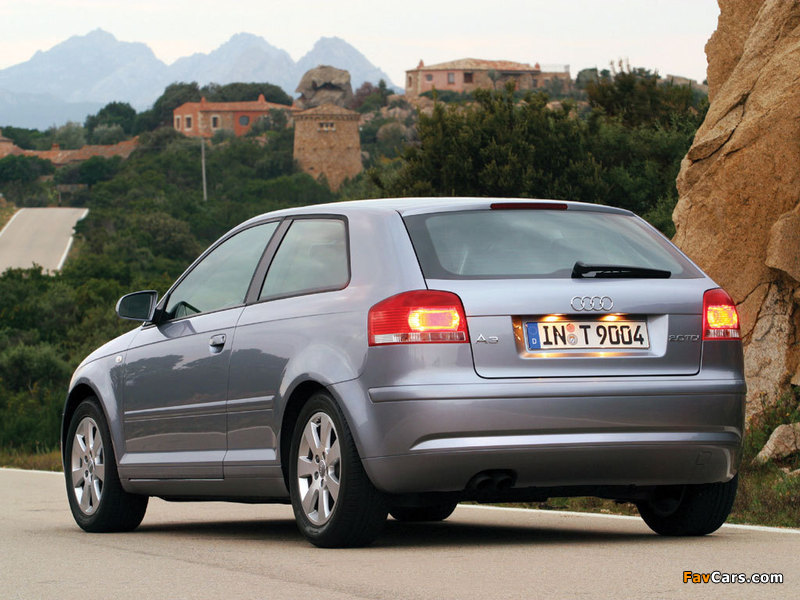 Images of Audi A3 2.0 TDI 8P (2003–2005) (800 x 600)