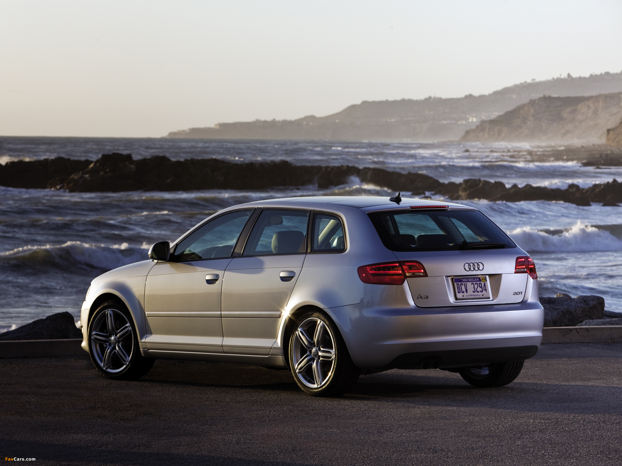 Images of Audi A3 Sportback 2.0T US-spec 8PA (2008–2010) (2048 x 1536)