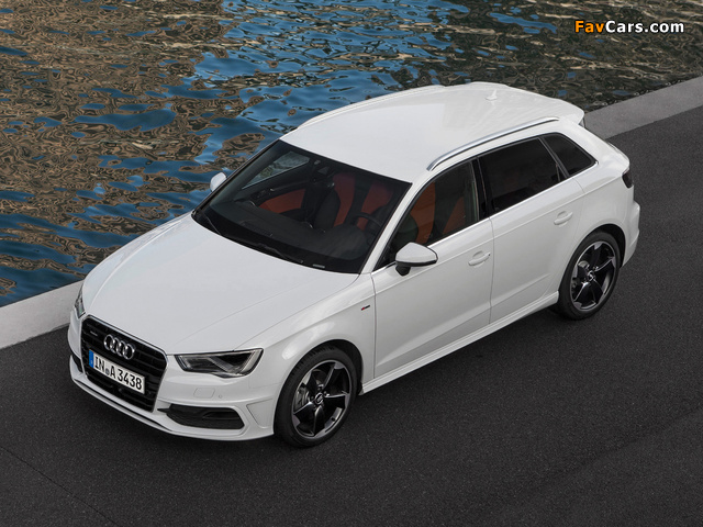 Images of Audi A3 Sportback 2.0 TDI S-Line quattro (8V) 2012 (640 x 480)