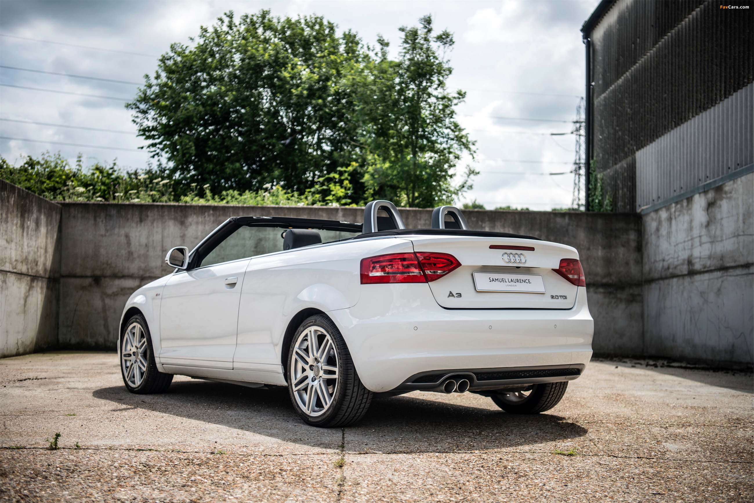 Photos of Audi A3 2.0 TDI S-Line Cabriolet (8PA) 2008–10 (2600 x 1735)