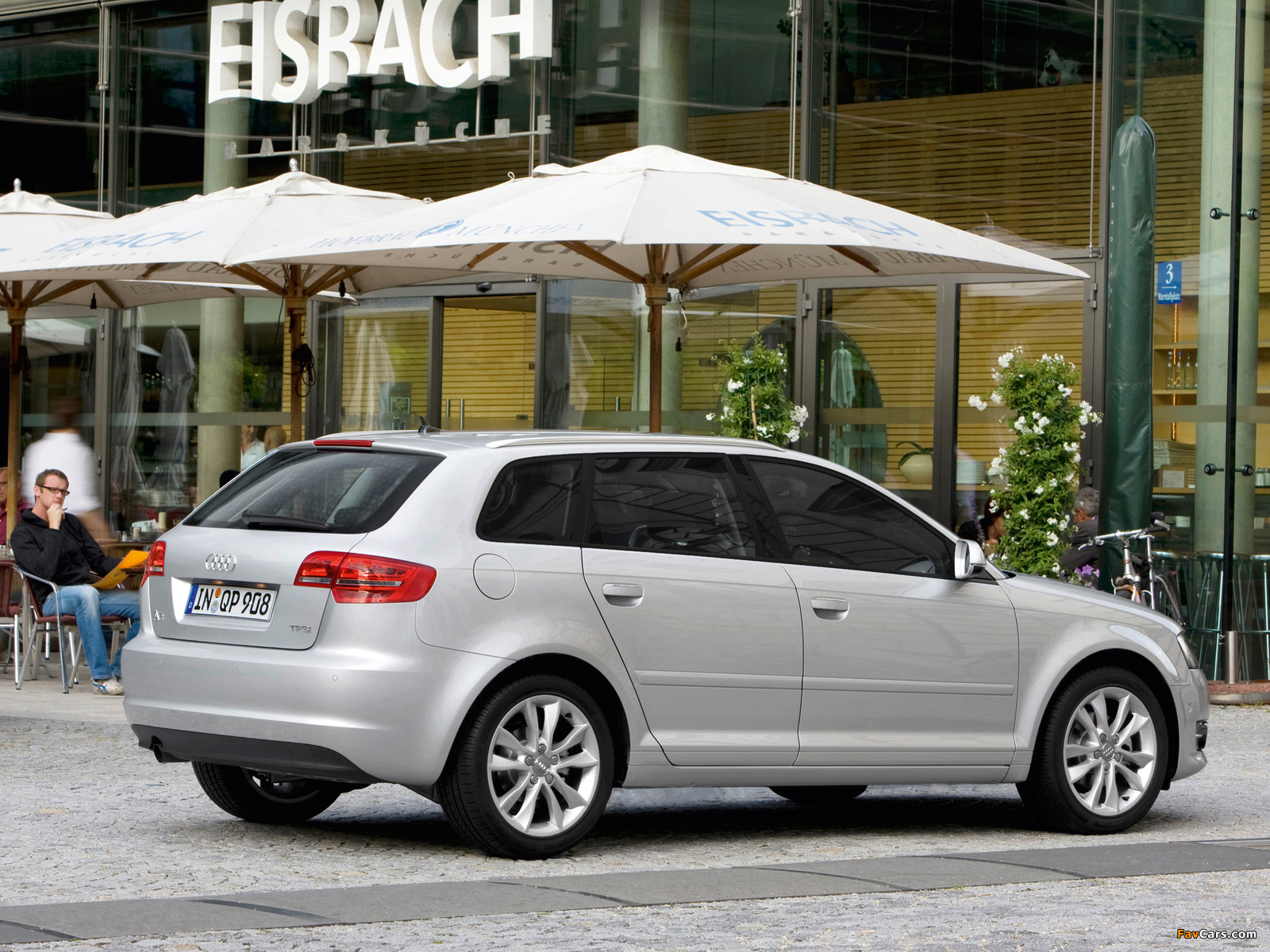 Pictures of Audi A3 Sportback TFSI 8PA (2010) (1600 x 1200)