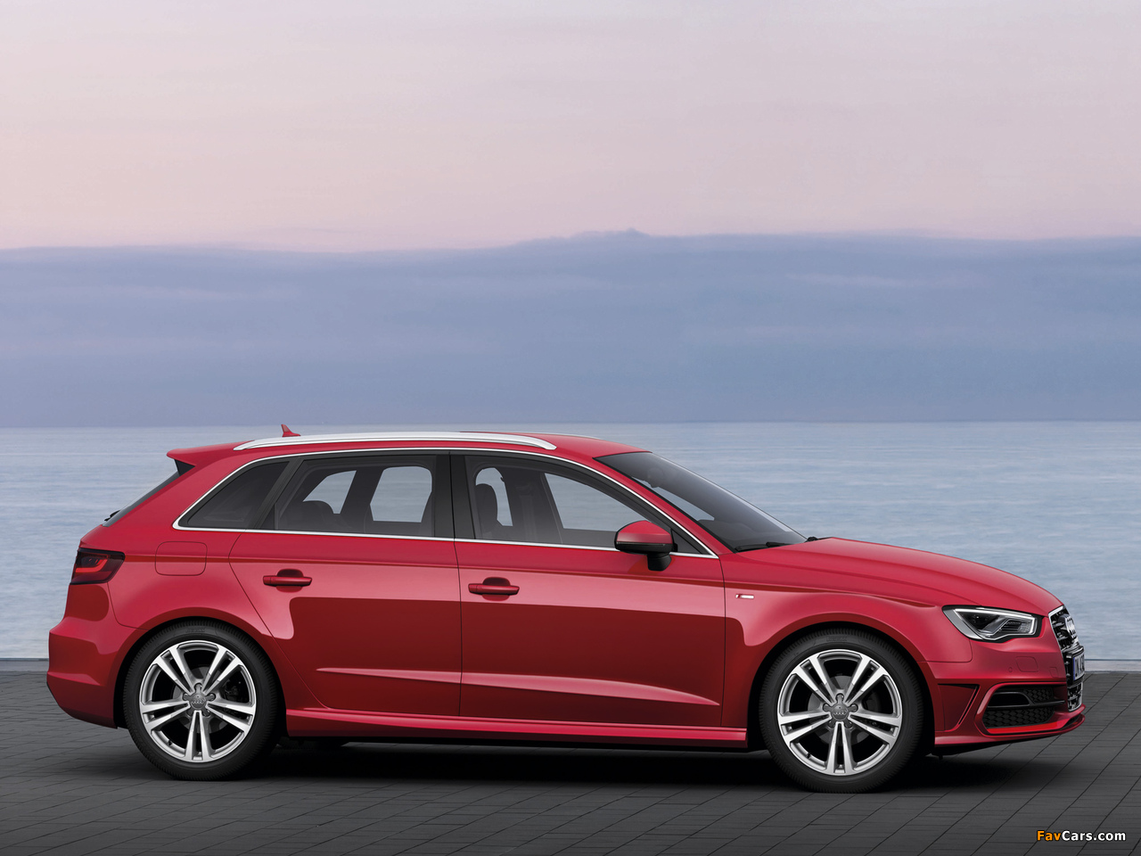 Pictures of Audi A3 Sportback 2.0T S-Line quattro 8V (2012) (1280 x 960)