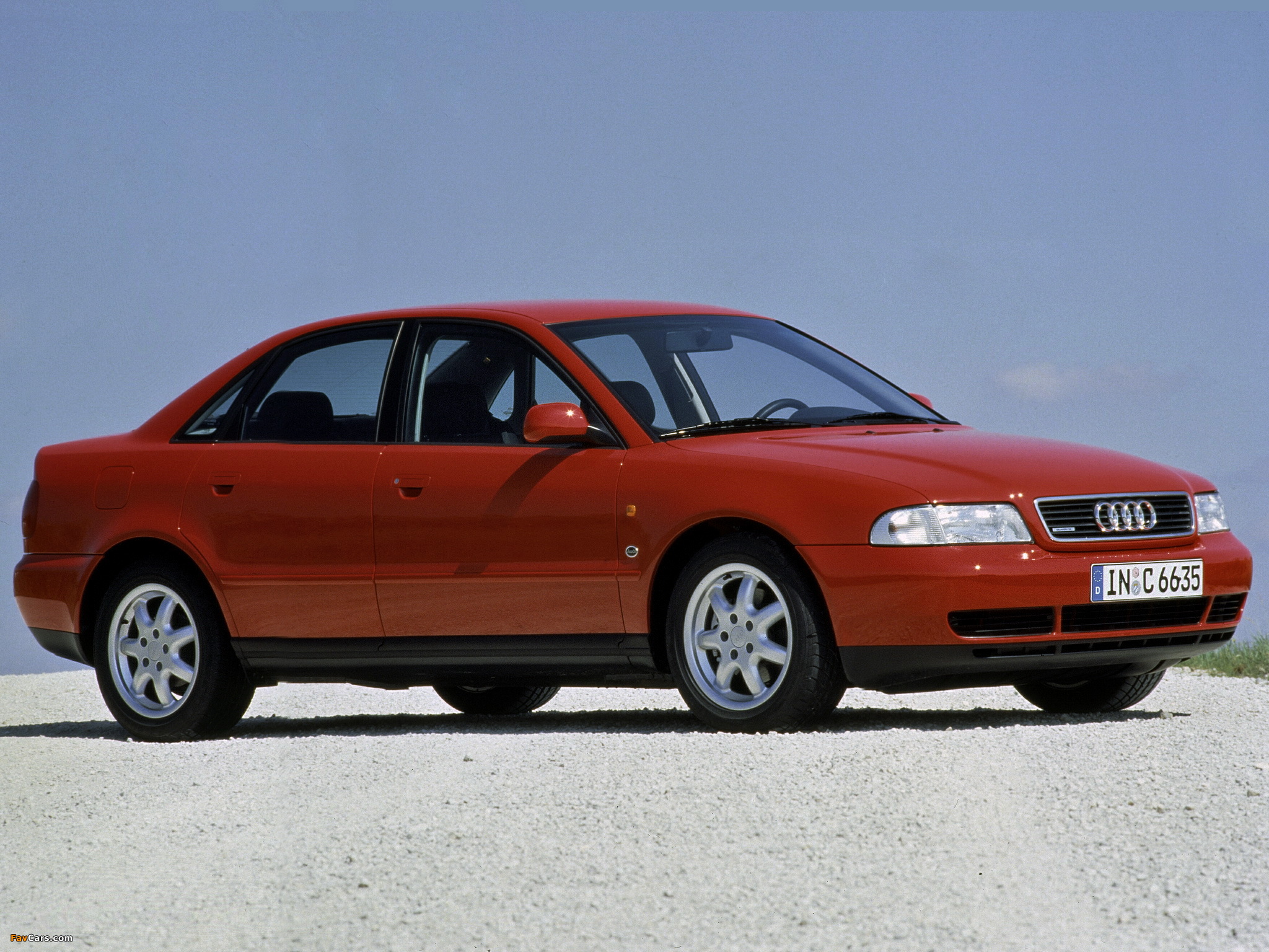 Audi A4 Sedan B5,8D (1994–1997) images (2048 x 1536)