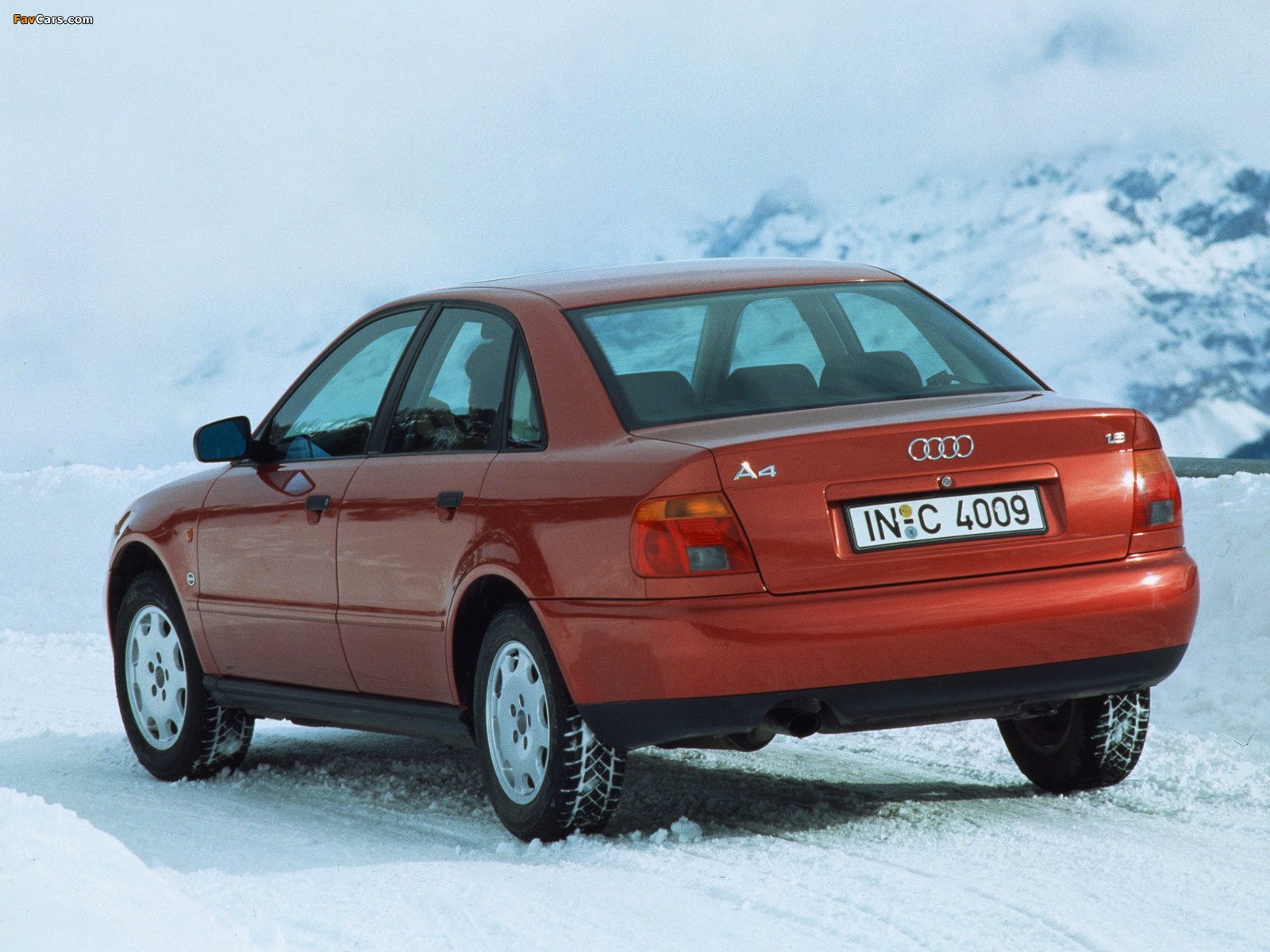 Audi A4 Sedan B5,8D (1994–1997) pictures (1600 x 1200)