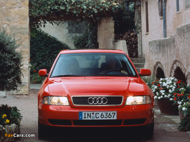 Audi A4 Sedan B5,8D (1994–1997) wallpapers (640 x 480)