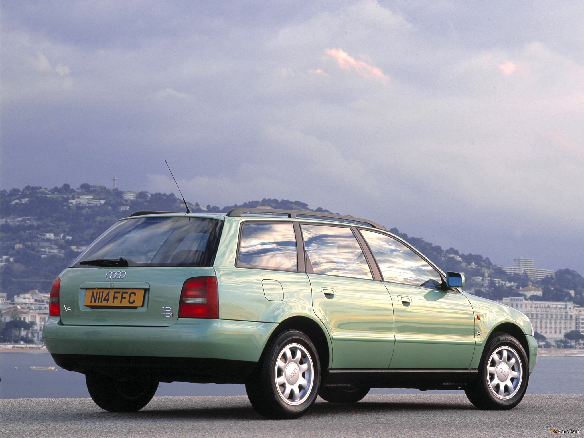 Audi A4 Avant UK-spec B5,8D (1995–2001) images (2048 x 1536)