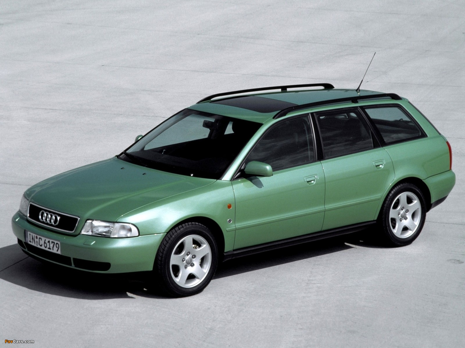 Audi A4 Avant B5,8D (1995–2001) pictures (1600 x 1200)