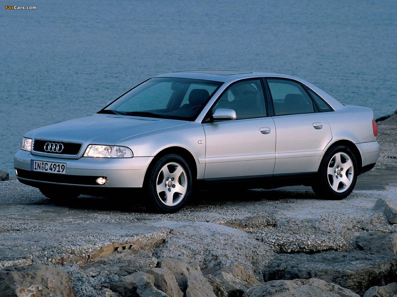 Audi A4 1.8 TDI Sedan B5,8D (1997–2000) images (1280 x 960)