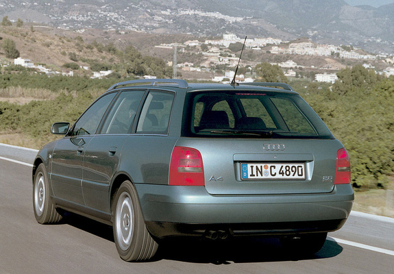 Audi A4 2.8 quattro Avant B5,8D (1997–2001) photos