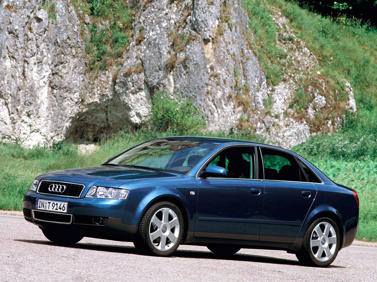 Audi A4 2.0 FSI Sedan B6,8E (2000–2004) images (1280 x 960)