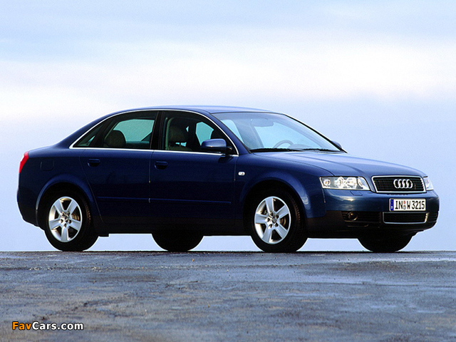 Audi A4 3.0 Sedan B6,8E (2000–2004) images (640 x 480)