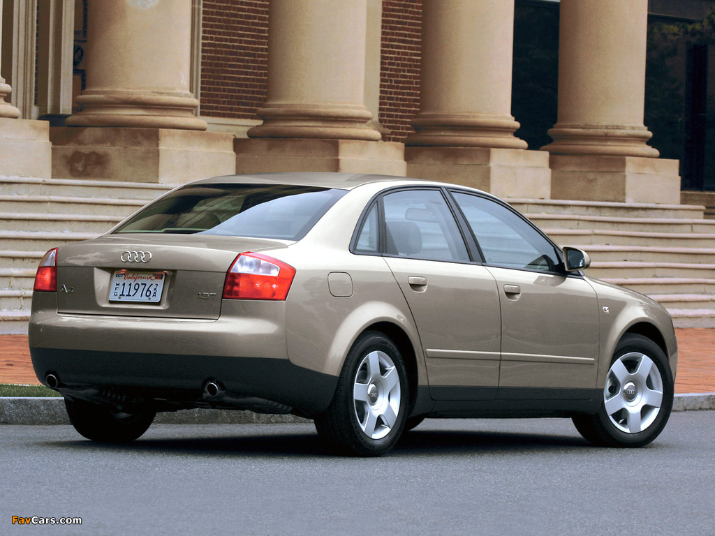 Audi A4 Sedan US-spec B6,8E (2000–2004) photos (1024 x 768)