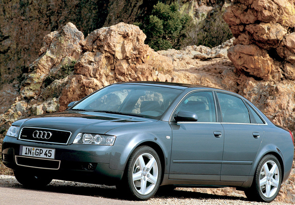Audi A4 3.0 quattro Sedan B6,8E (2000–2004) photos